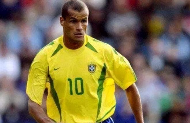 的紧张氛围 的紧张氛围