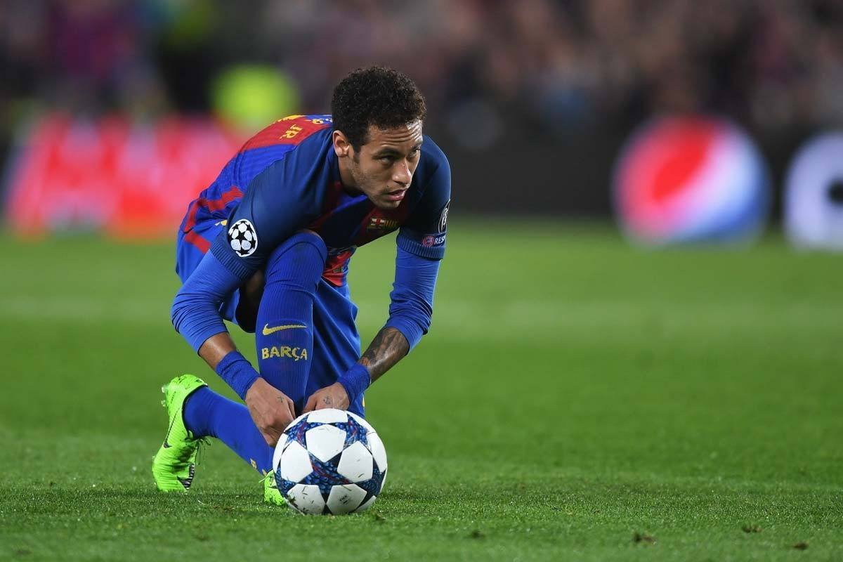 足球不仅是 足球不仅是