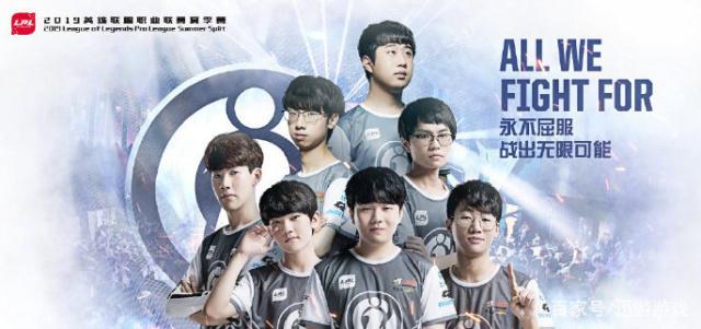 推动青年参 推动青年参