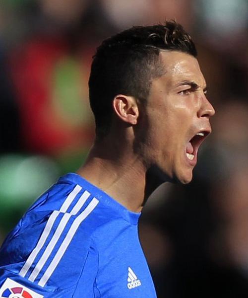 帮助球队取 帮助球队取