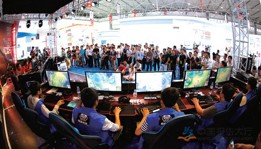 间的比赛中 间的比赛中